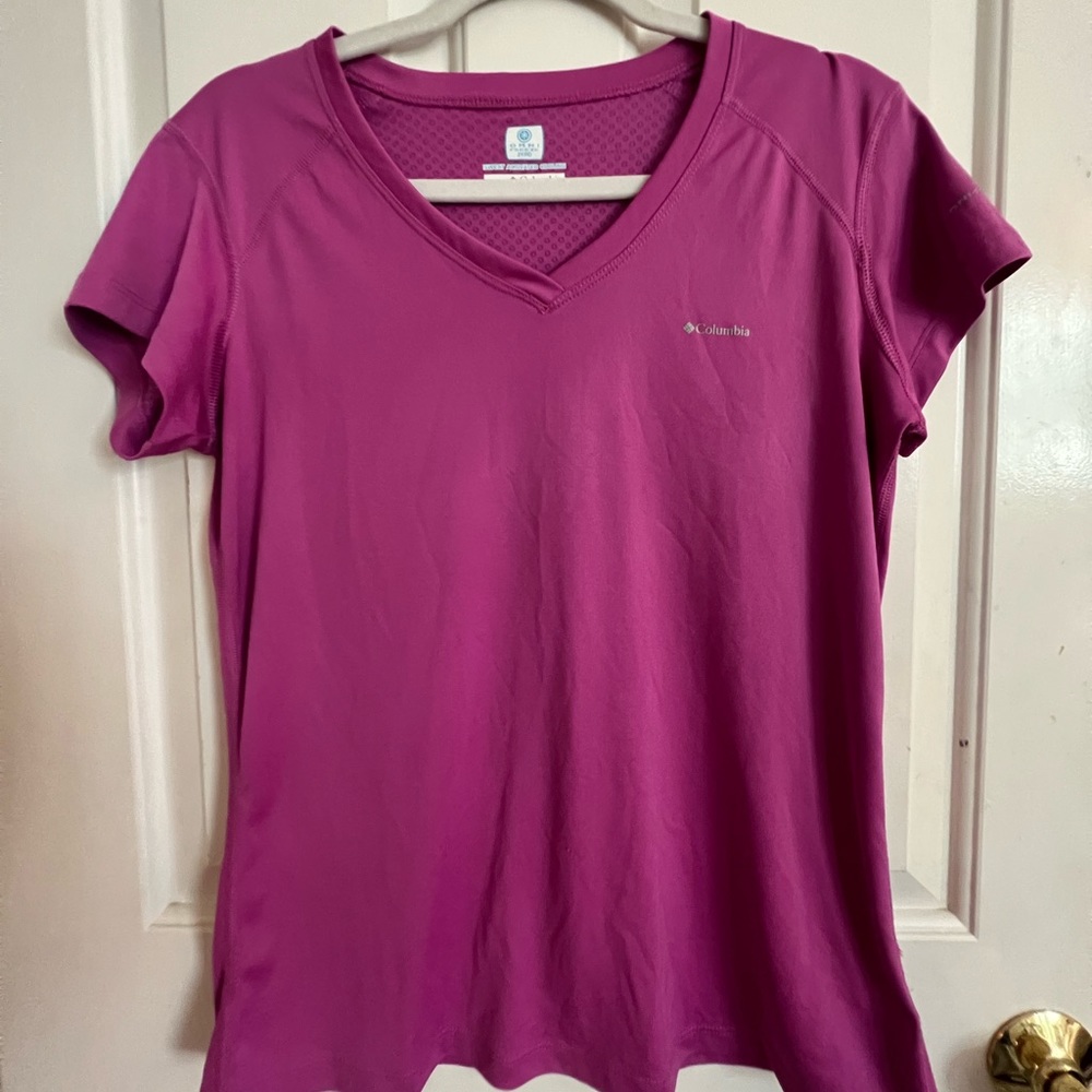 Columbia t-shirt.